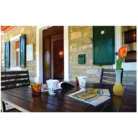 Three-bedroom Holiday In Kršan